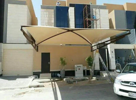 مظلات سيارات