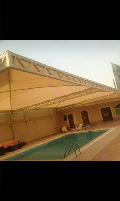 مظلات مسابح وخزانات