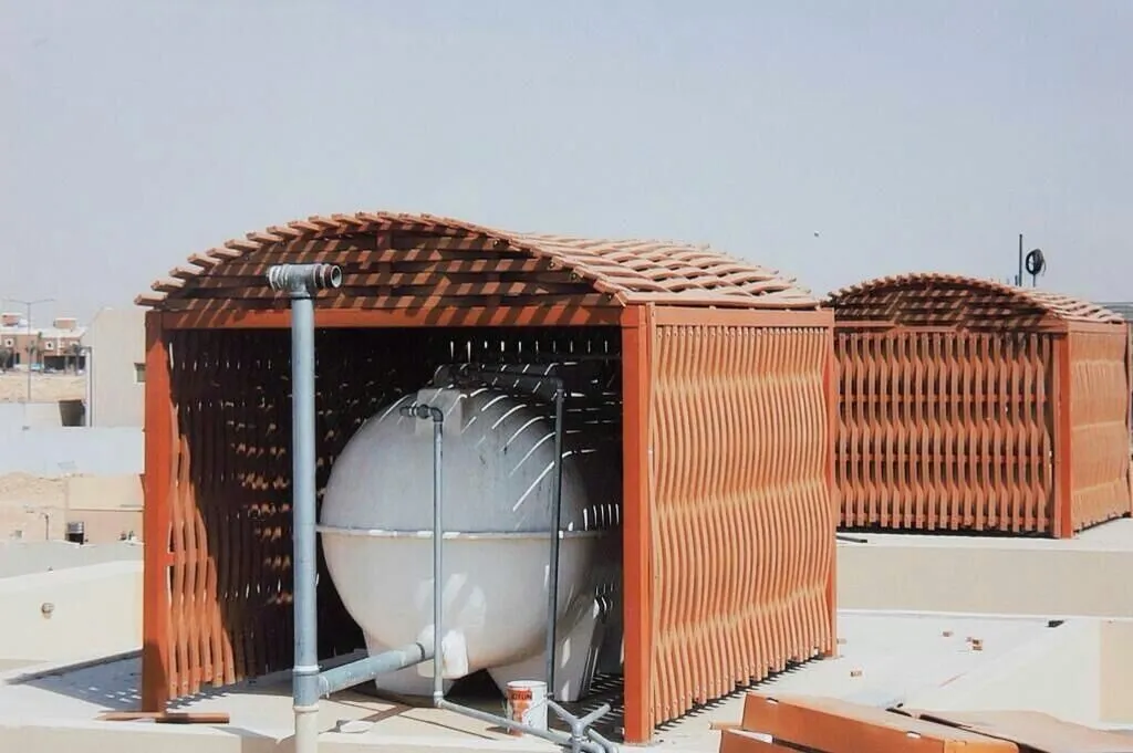 مظلات مسابح وخزانات