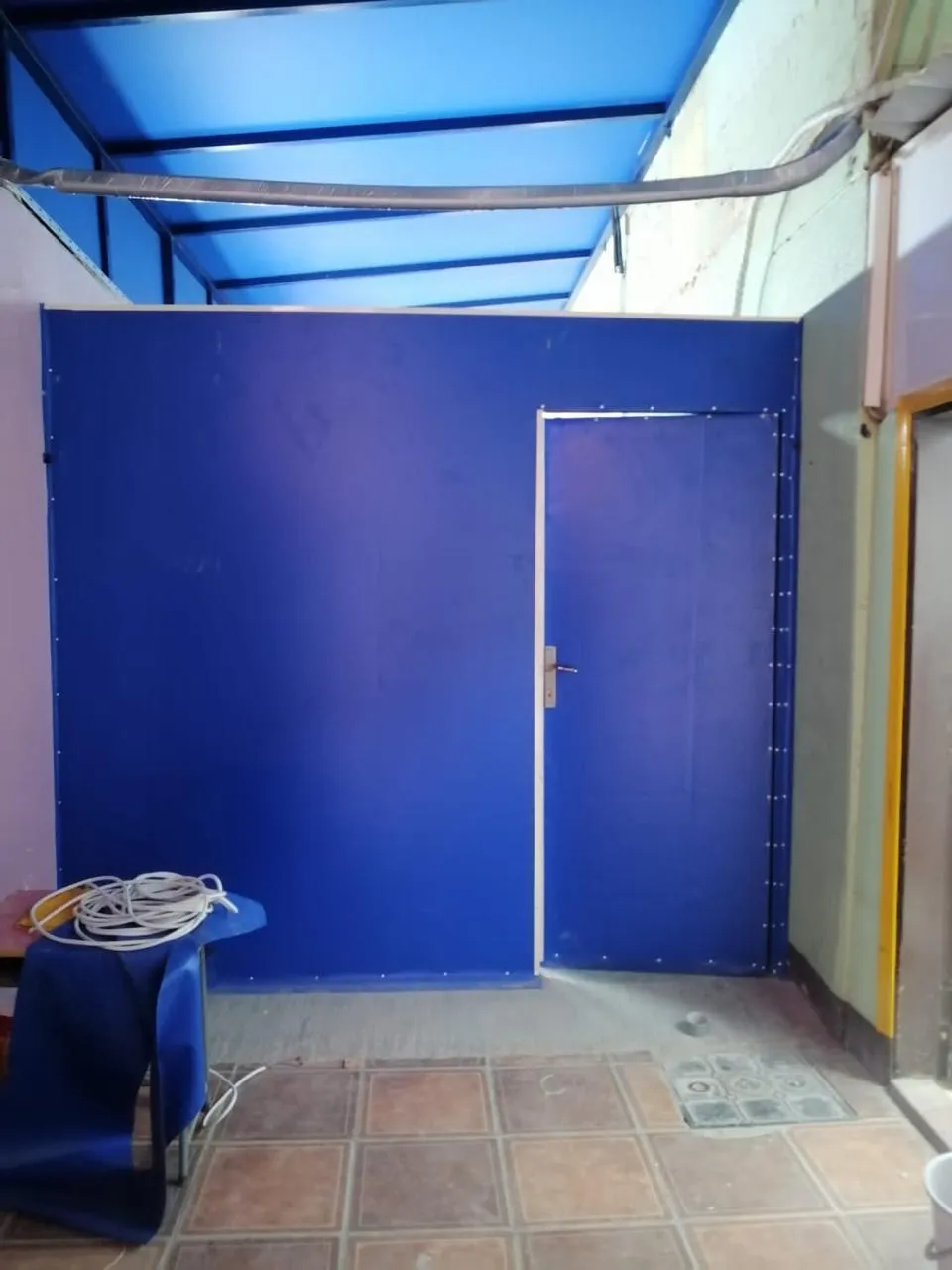 حواجز وسواتر متحركة