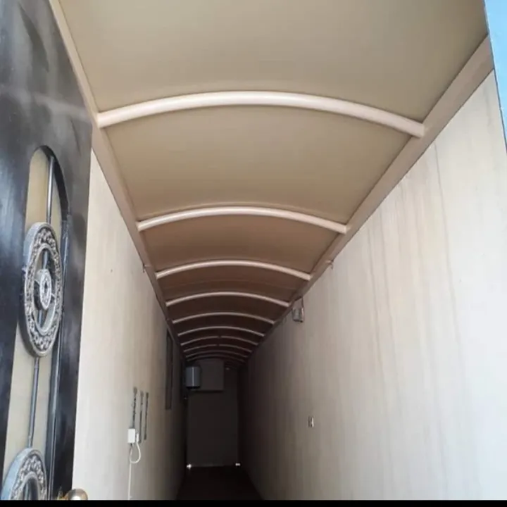 مظلات ممرات ومستودعات